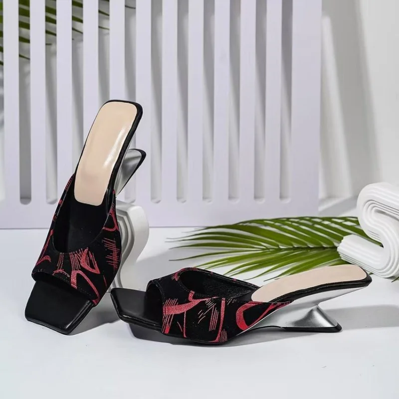 Sandalias con estampado étnico de talla grande para mujer | 2026 Verano Boho Chic Zapatos planos con clip - Sandalias de viaje romanas versátiles de color retro