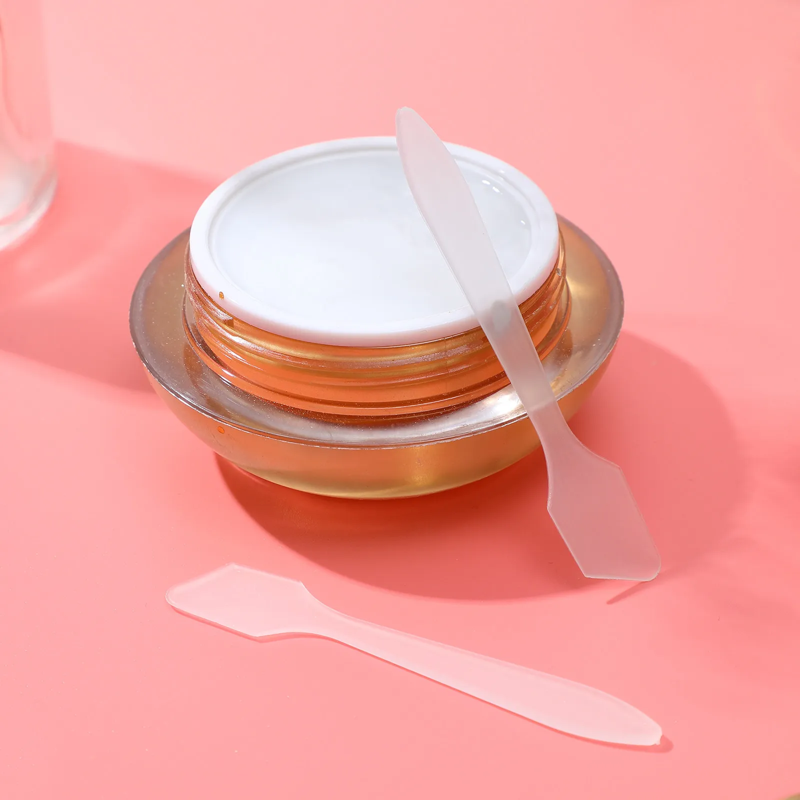 50Pcs Lightweight Plastic Spatulas Mask Applying Stick DIY Makeup Tools Face Cream Applicator Transparent Makeup Scoop