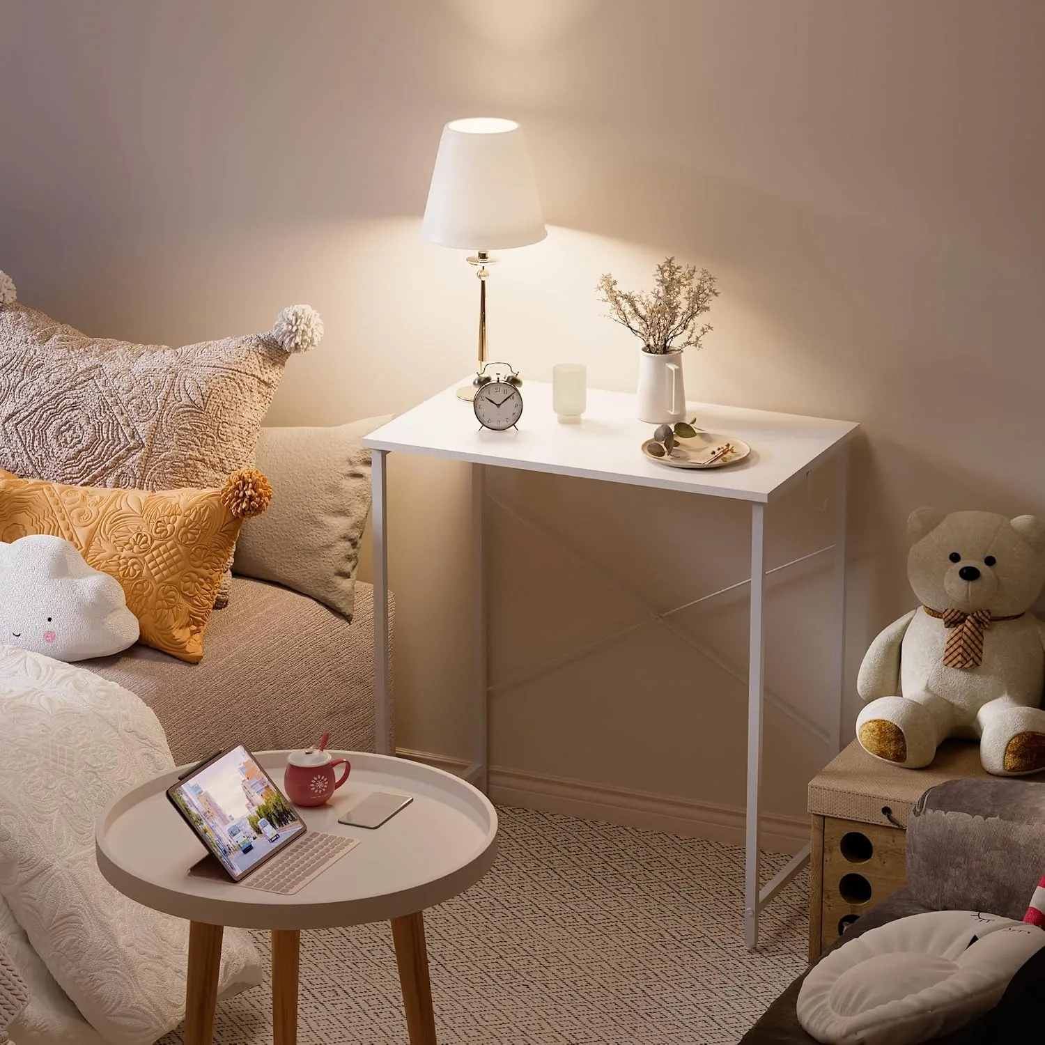 23 Inch Computer Desk for Small Spaces, Home Office Work Desk with Headphone Hook, Small Office Desk Study Writing Table