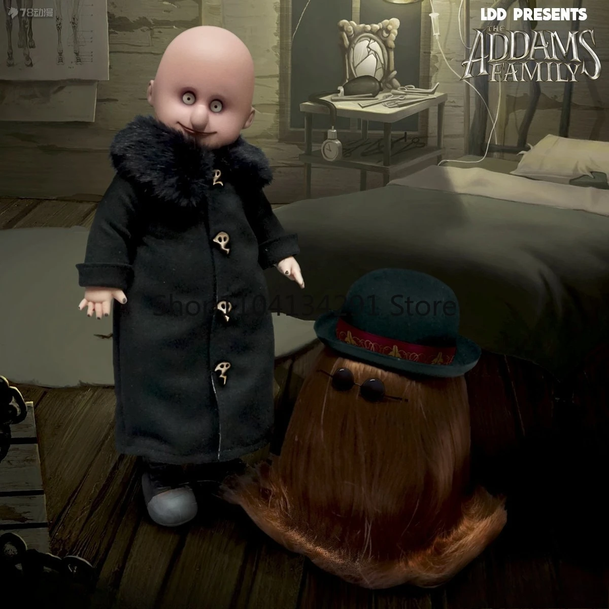 Original MEZCO Antiguo 10 pulgadas LDD Living Dead Doll Series: La Familia Addams - Figuras Mr. y Mrs. Addams, Fester y Moe