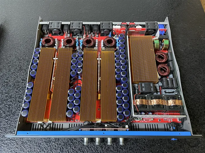 전문 무대 공연용 1300와트 1300W*4 오디오 사운드 앰프 1U 클래스 D 사운드 디지털 파워 앰프