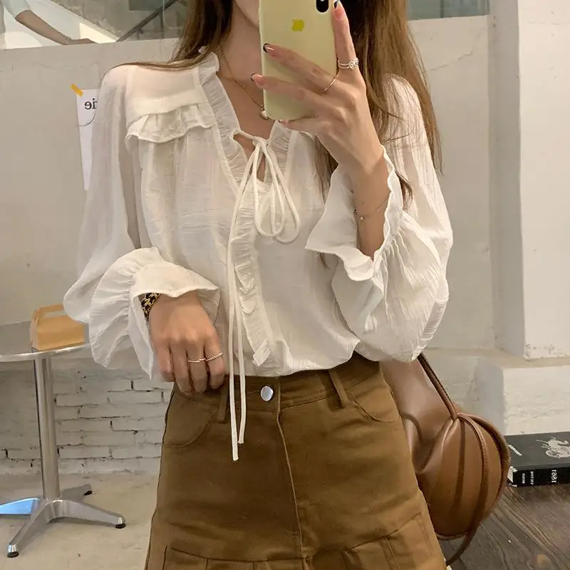 Blouses Women Retro V-neck Fashion Korean Style Tops Spring Holiday Solid Ladies Popular Tender Elegant Casual Design Autumn Ins