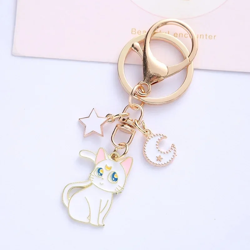 Sailor Moon Keychain Anime Moon Cats Baked Enamel Jewelry Zinc Alloy Couple Keyring Pendent Accessory Key Chians Gift for Women