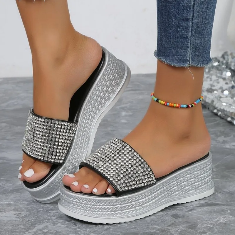 Rhinestone Slippers Women Summer Shoes Ladies Fashion Beach Shoes Designer Slides Woman Casual Comfortable Flip Flops platform