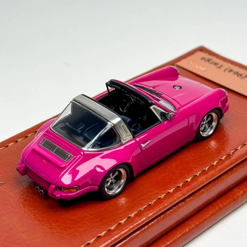Make Up 1:64 Singer… - image