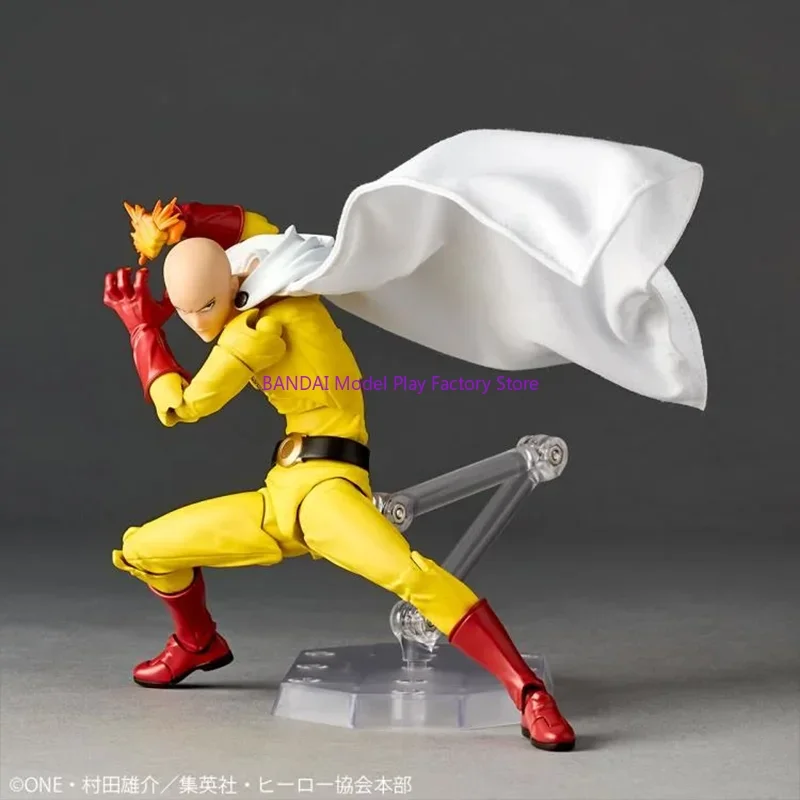 Original Kaiyodo One Punch Man Saitama increíble Yamaguchi Revoltech Saitama en Stock Anime colección de figuras de acción modelo Juguetes