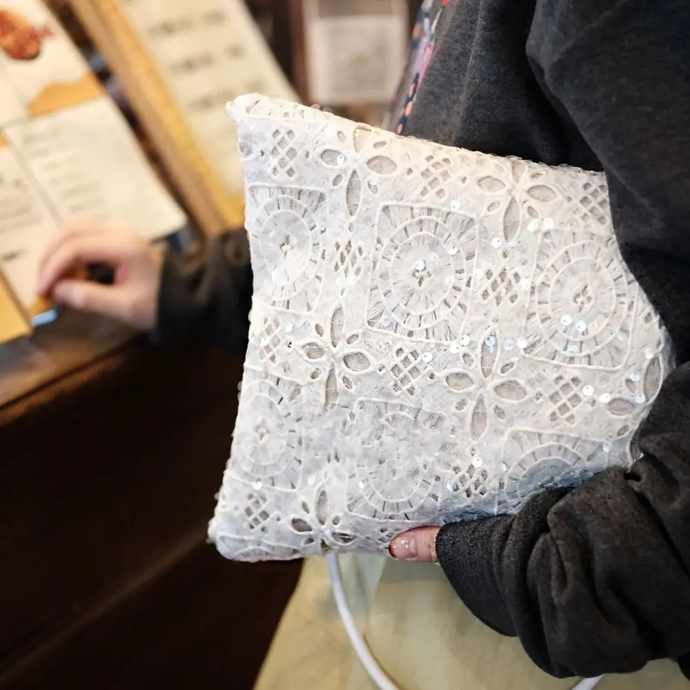 

Hollow Out Embroidery Lace Shoulder Bag Flower Embroidered Sequin Tote Bag Lightweight Large Capacity Women's Weave Handbag