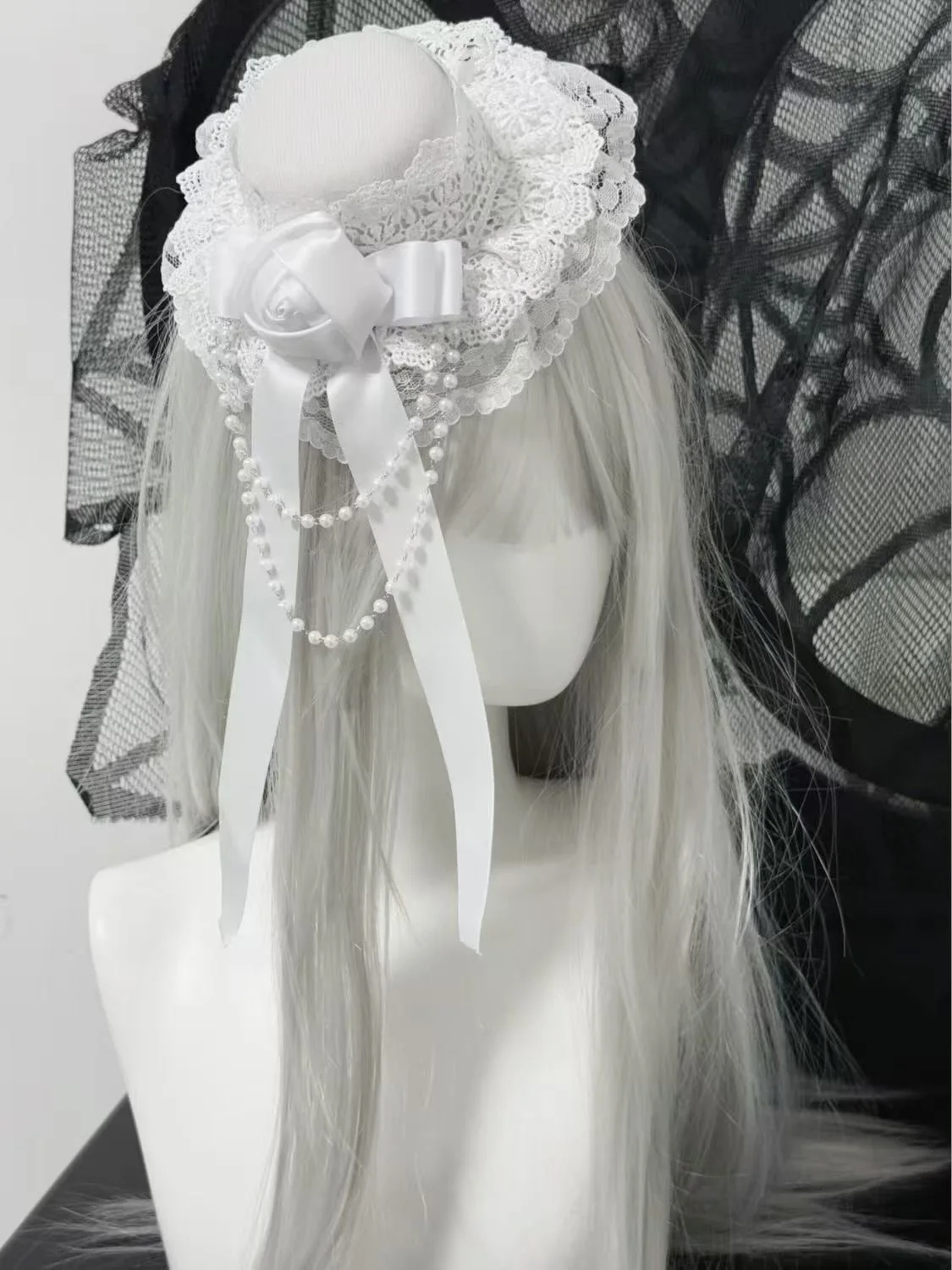 Czarno-biały nakrycie głowy Lolita Retro Lolita Gothic Rose Chain Bow Lace Gift Top Hat Elegancka opaska na głowę Y2K Akcesoria do włosów — zdjęcie 7