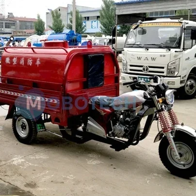 Camion dei pompieri a tre ruote Mini camion dei pompieri da 1-2 tonnellate Camion sprinkler per motociclette antincendio multifunzione ad alta potenza