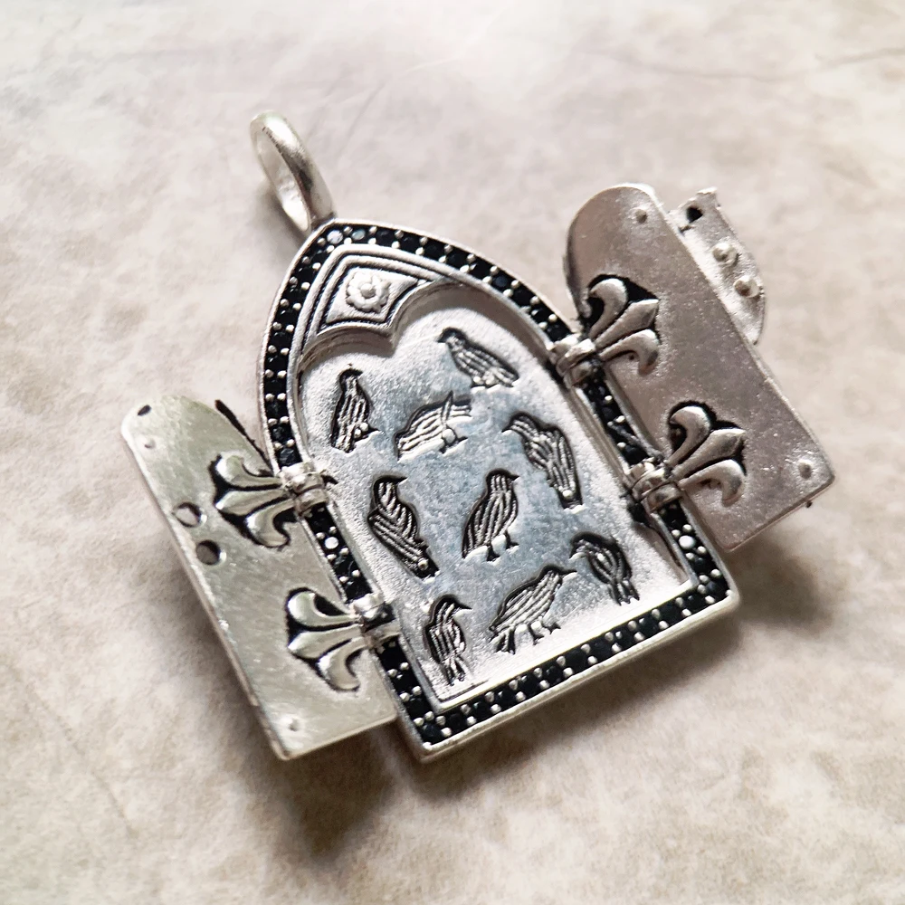 Pendant Crow Window Vintage Spring Fashion Jewelry Europe Rebel Street 925 Sterling Silver Gift For Woman & Men