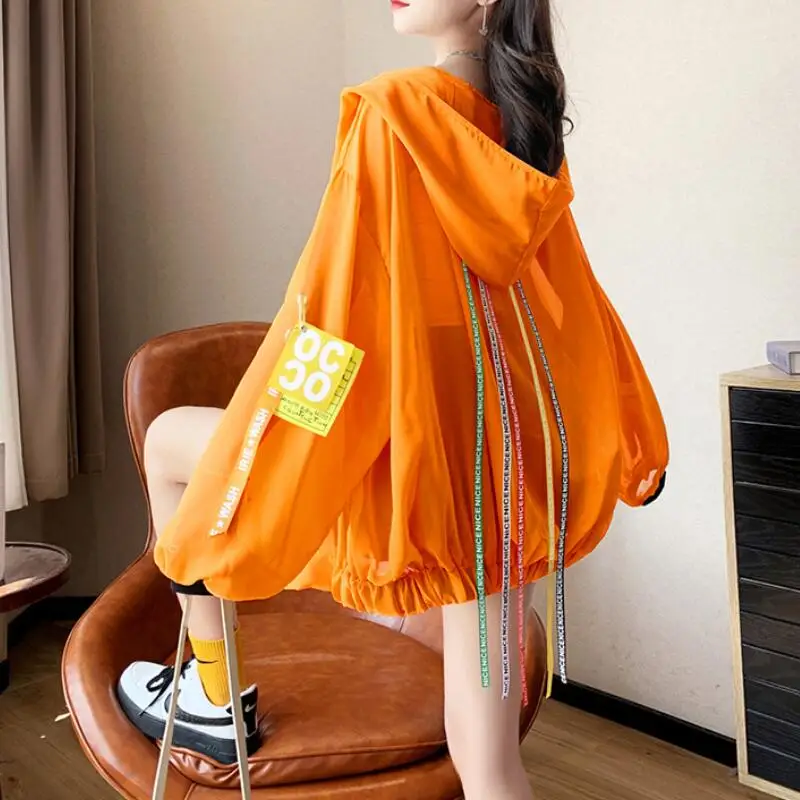 Hot 2026 New Summer Women Clothing Korean Edition Fashion Age Reducing Versatile Loose Tops Coat Thin Long Sleeve Sunscreen Coat
