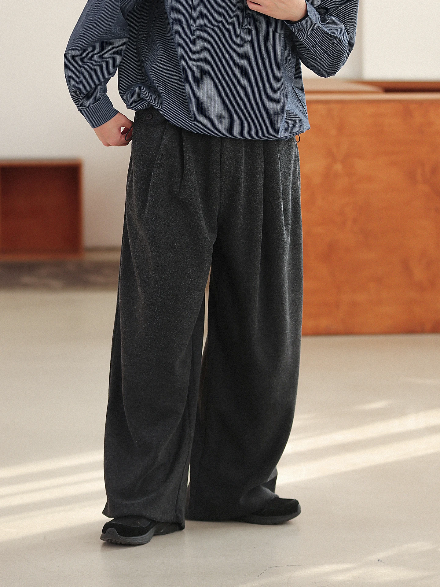 

Японские брюки NOEARS: теплые, широкие, с глубоким драпированием, не требующие глажки, с эластичным поясом, повседневные, для активного отдыха