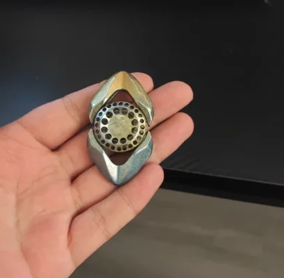 SP Rebirth β Ice Crystal Titanium Material Carving EDC Decompression Toy