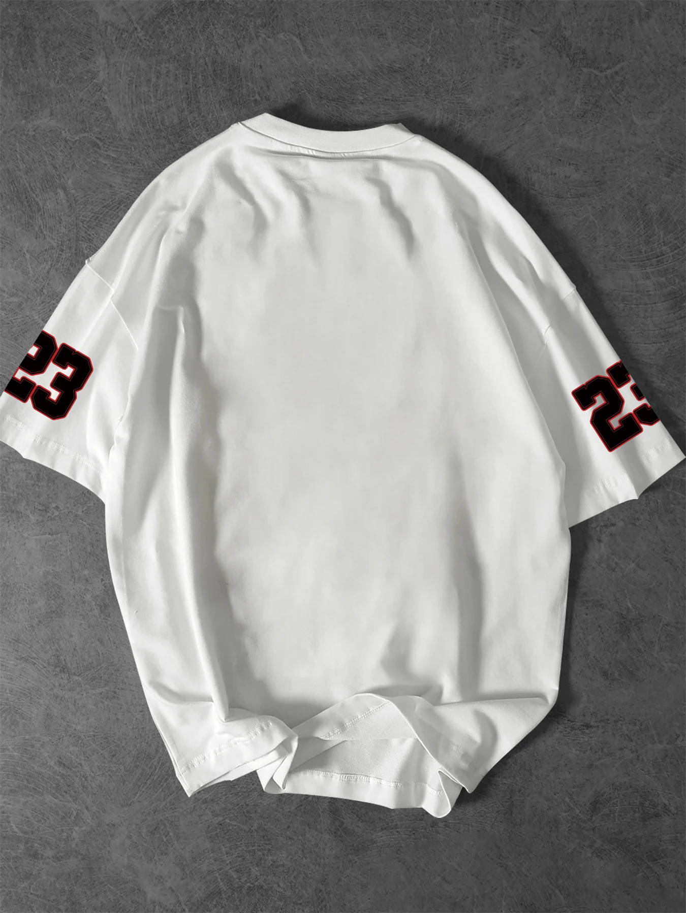 Übergroßes Vintage Sportliches T-Shirt für Herren, Streetwear, 23 Retro-Emblem, Aufdruck auf den Ärmeln, Grafik-T-Shirt, Rundhalsausschnitt, Größen S-XXL – Detail 5