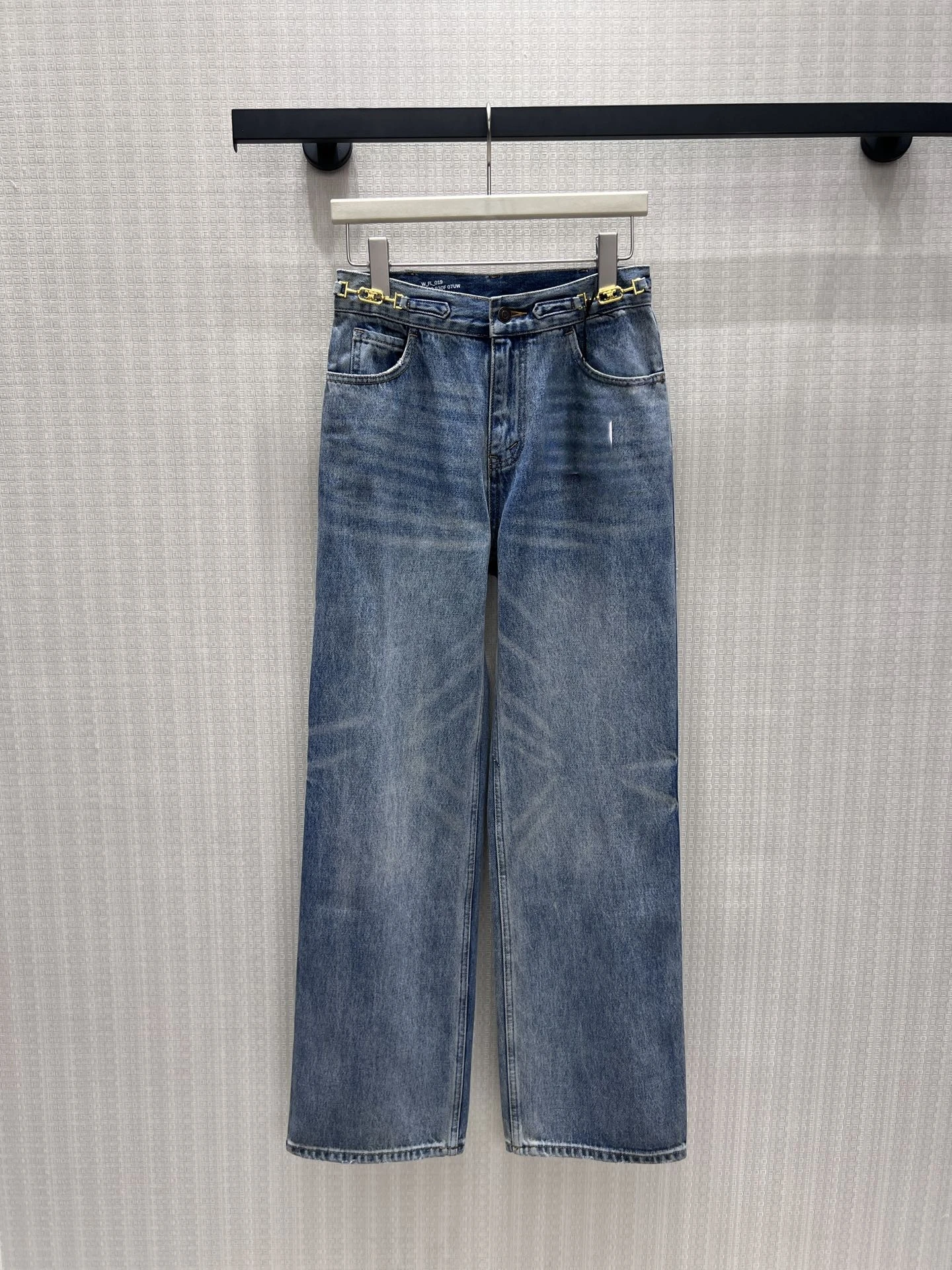

High Waist Straight Leg Jeans Women's Fashion Decorative Metal Chain Denim Pants Slimming Trousers Autumn Season Ladies Fit
