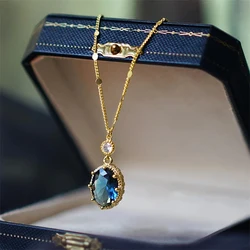 Huitan Exquisite Oval Shape Pendant Necklace Lady Temperament Jewelry Fashion Luxury Gold Color Bright CZ Stone Accessories Gift