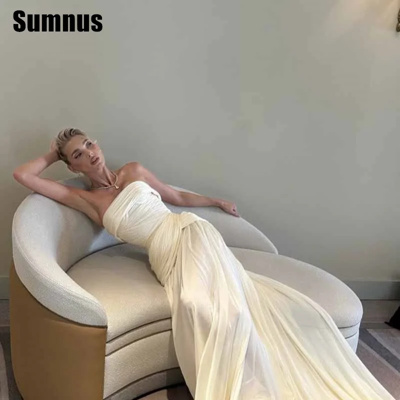 

Sumnus Современные бежевые прямые платья для выпускного вечера без бретелек со складками и драпировкой длиной до пола, вечерние платья со шлейфом по индивидуальному заказу