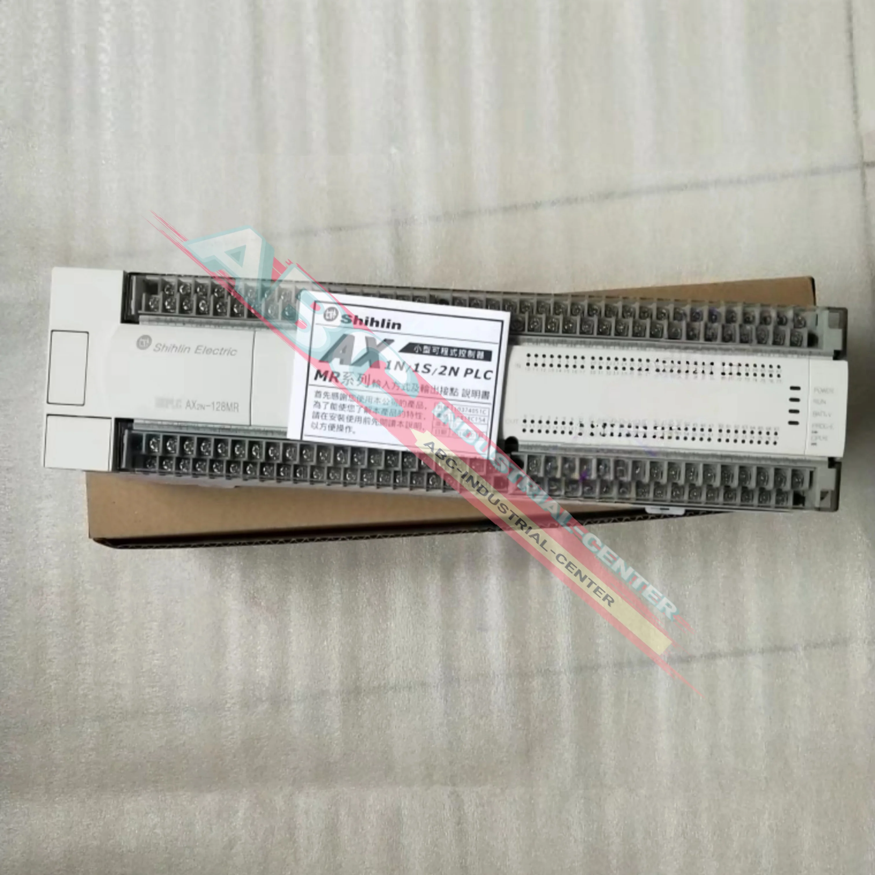 

Новый в коробке модуль ПЛК AX2N-128MR AX2N-128MR-ES AX2N-128MT