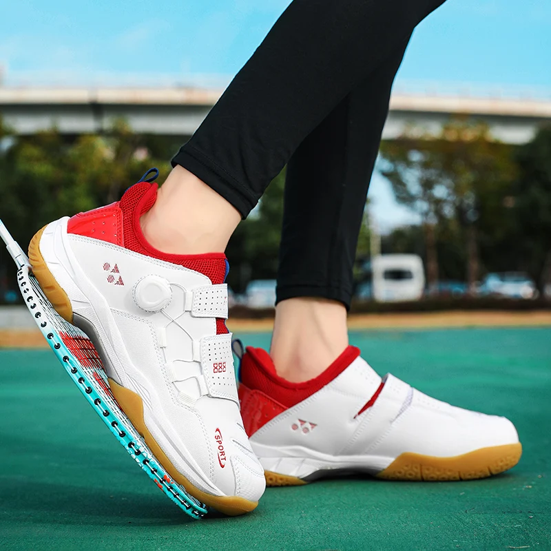2026 New Mens Badminton Shoes Cosy Wear Resistant Sports Training Tennis Shoes Match Field Badminton Sneakers for Man