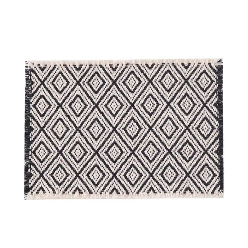 1PC Cloth Decor Toy Doll House Accessories toy 1:12 Dollhouse Miniature Model Toy Carpet Blanket Furniture Home Model