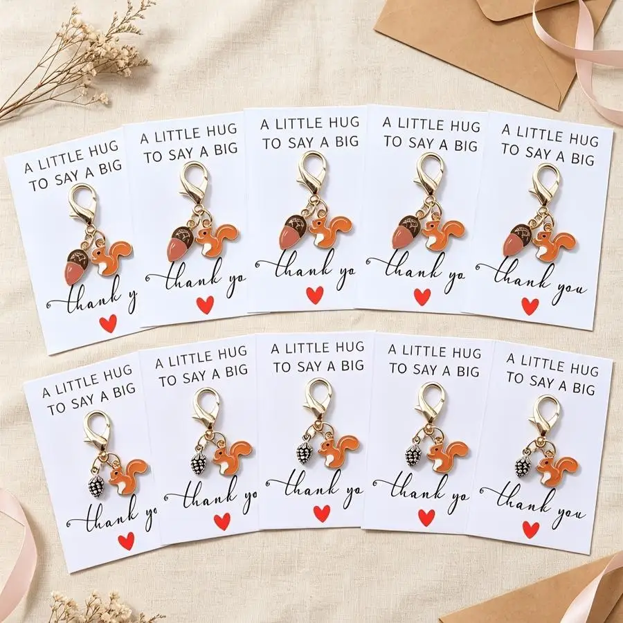 1/5/10/20/50/100pcs Set of 20 pieces, including 10 squirrel, acorn, and pinecone keychains, 10 keychains + 10 thank-you cards. K