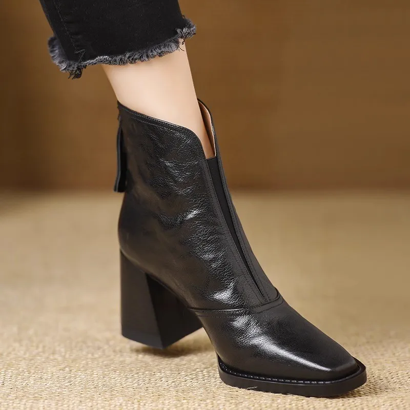 

Afixsta luxury leather women's ankle boots with plush and warm zippers are close to modern boots and high heels