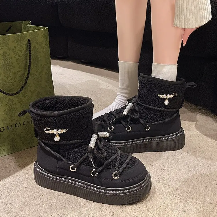 Large size fleece thickened snow boots women's autumn and winter new fleece thickened bread boots cotton shoes