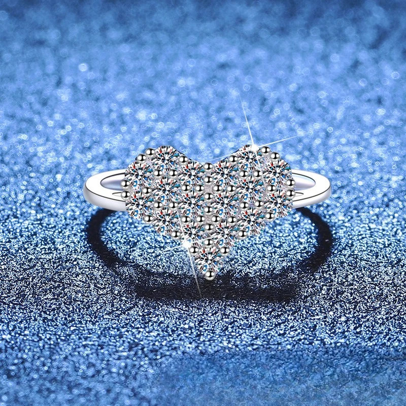 

New moissanite S925 silver ring for women with full diamond inlay and moissanite heart full ring for women's wedding jewelry