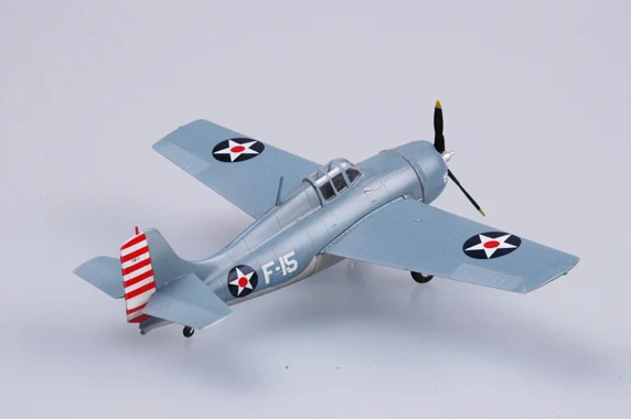 Easymodelホワイト仕上げミリタリー静的プラスチックモデル、1:72 F4F-3ワイルドキャットusn VF-3リワードボタン、コレクションまたはギフト、37246
