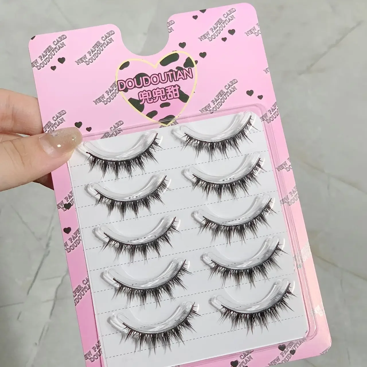 Falsche Wimpern mit einem Cluster, kurzes Feen haar, kleiner Teufel, Barbie cos Comics Auge, natürliche Simulation, ddt110sweet, 5 pai