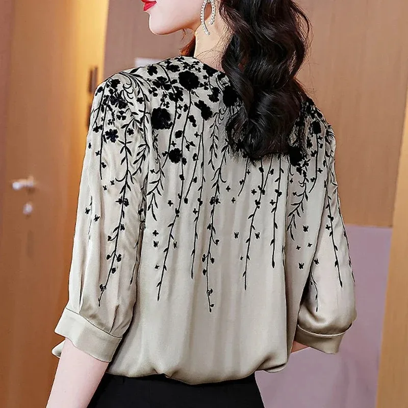 New Summer Silk Women Blouse Casual Loose Half Sleeve Floral Embroidery Satin Shirt Woman Elegant Office Lady Tops Blusas 19180