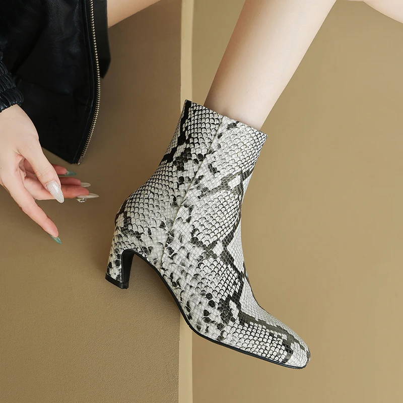 2025 New Autumn Winter Genuine Leather Fashion Women Snake Ankle Boots Black Brown High Chunky Heels Zipper Square Toe Boots