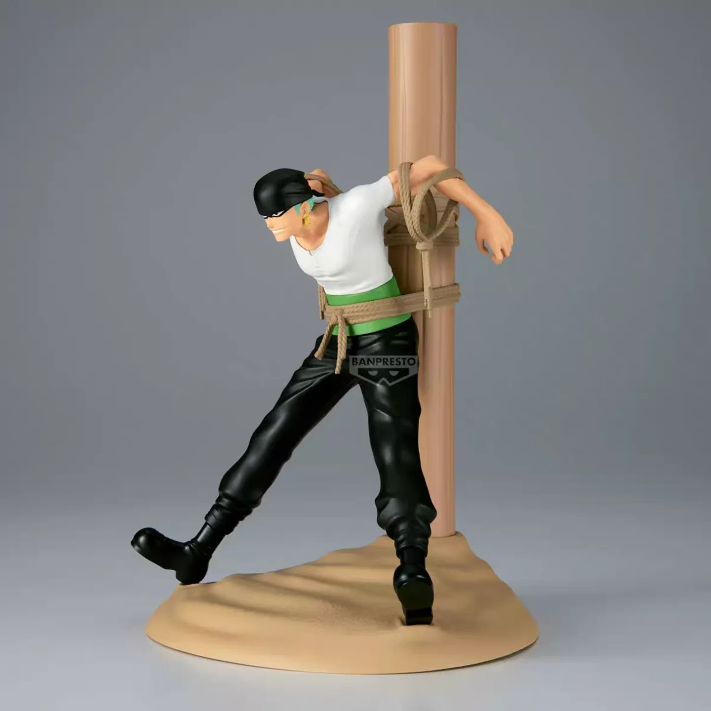 Oryginalna figurka BANDAI BANPRESTO Figlife ONE PIECE Roronoa Zoro 17cm z PVC, model zabawki, figurka anime, ozdoba, statuetka - dostępna od ręki.