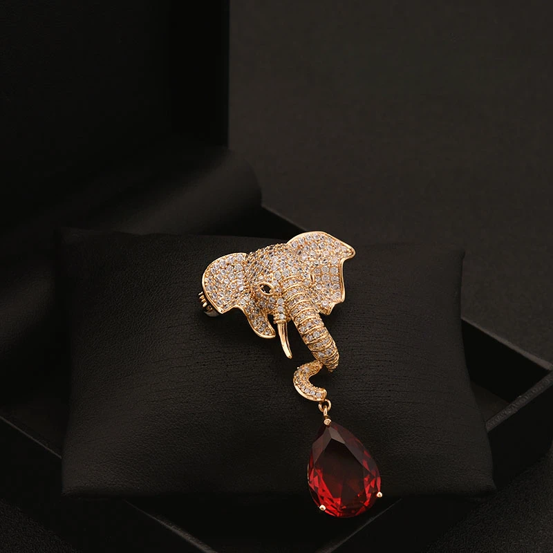 Lucky Elephant Brooch Women's High Sense Crystal Pin Men Badge Animal Clothes Accessories Suit Jacket Fashion Corsage Gifts 6145