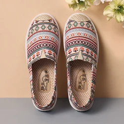 2022 Ladies Casual Comfort Bohemian Slip On Lazy Shoes Female Womens Flat Slip On Canvas Summer Strap Loafers Straw Espadrilles