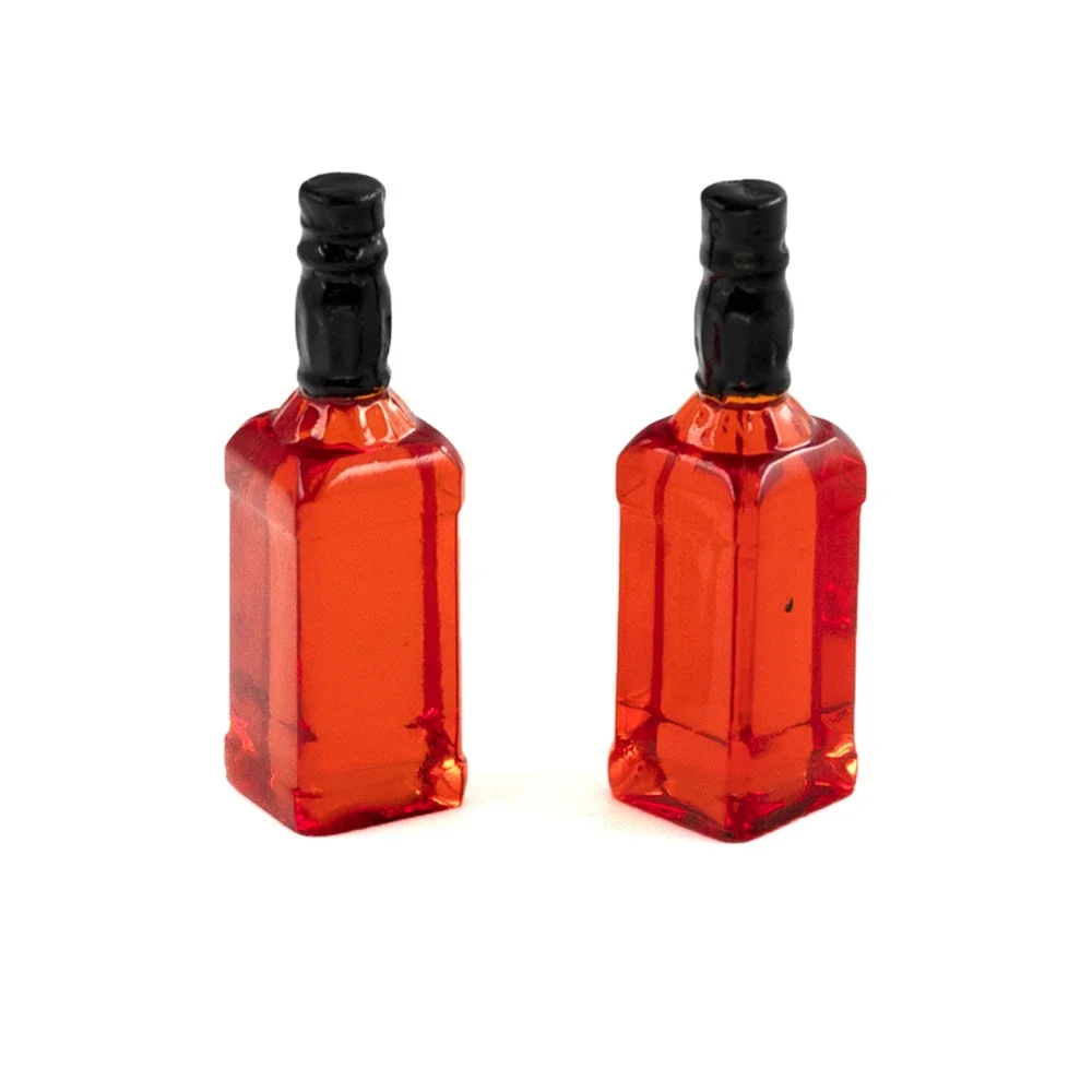 2Pcs 1/12 Dollhouse Miniature Accessories Mini Resin Red Wine Bottle Simulation  Drinks Model for Doll House Decoration ob11