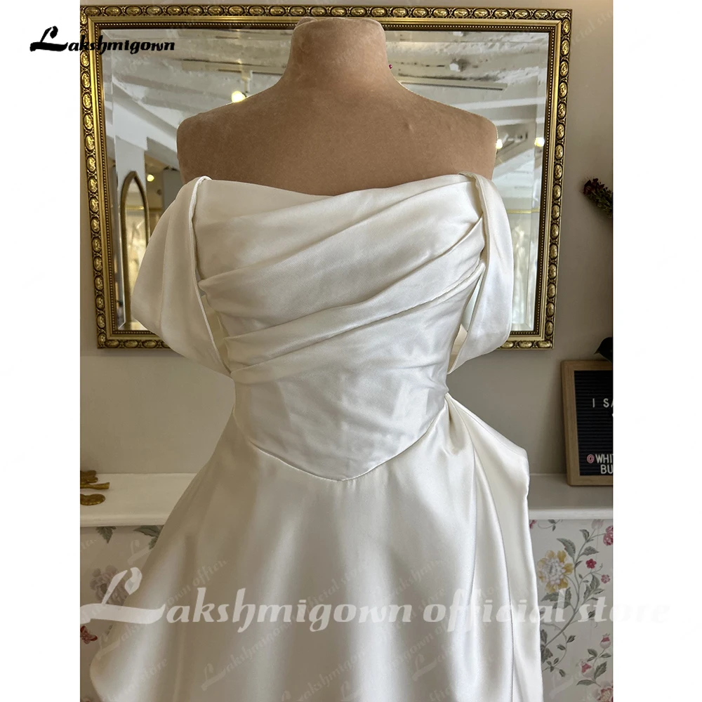 Lakshmigown Trägerloses Off-White Satin-Hochzeitskleid, gerafft, schulterfrei, langes Brautballkleid, mit Schnürung am Rücken, maßgeschneidert – Detail 7