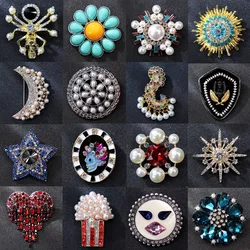 Women Vintage Crystal Baroque Brooches Pins Exquisite Retro Pearl Star Flower Badges Corsage Party Banquet Jewelry Brooch Pin