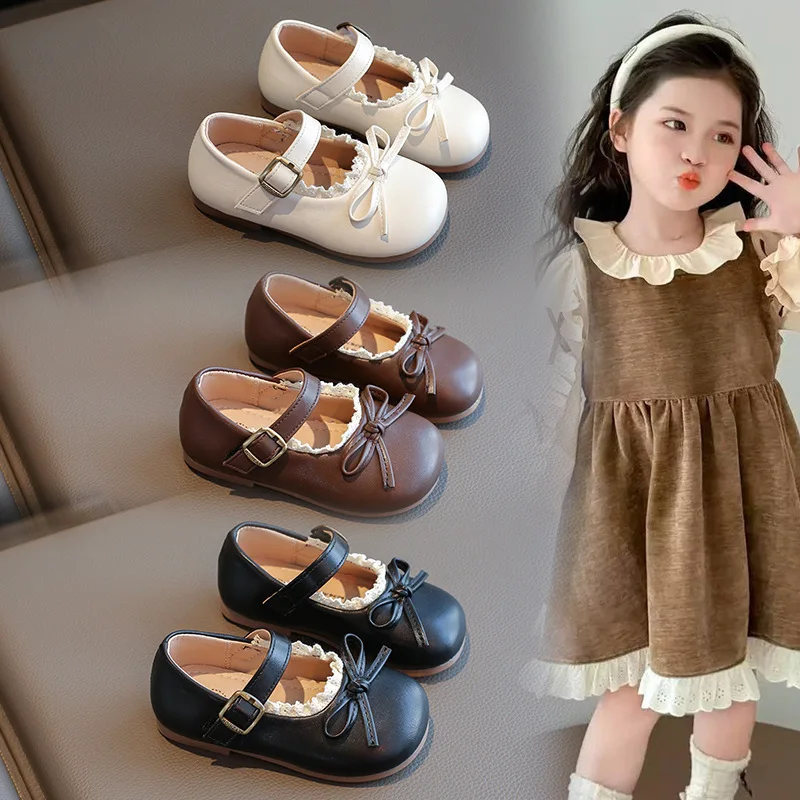 

Детская кожаная обувь, весенне-осенняя повседневная обувь в корейском стиле для девочек, модные детские туфли принцессы на плоской подошве с рюшами и бантом, с круглым носком