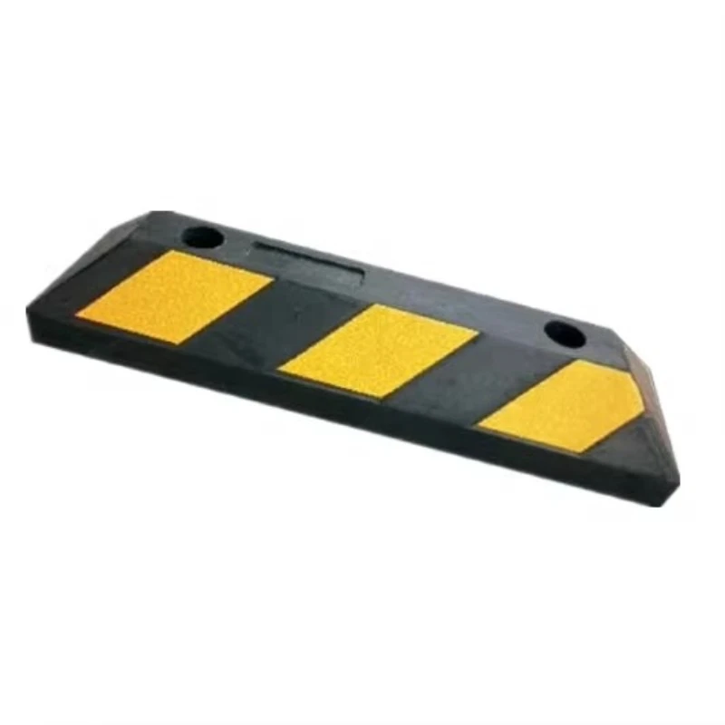 Wheel Limiters of All Sizes Black and Yellow Reflective Rubber Car Type Parking Wheel Block/Parking Ring/Garage Parking Block