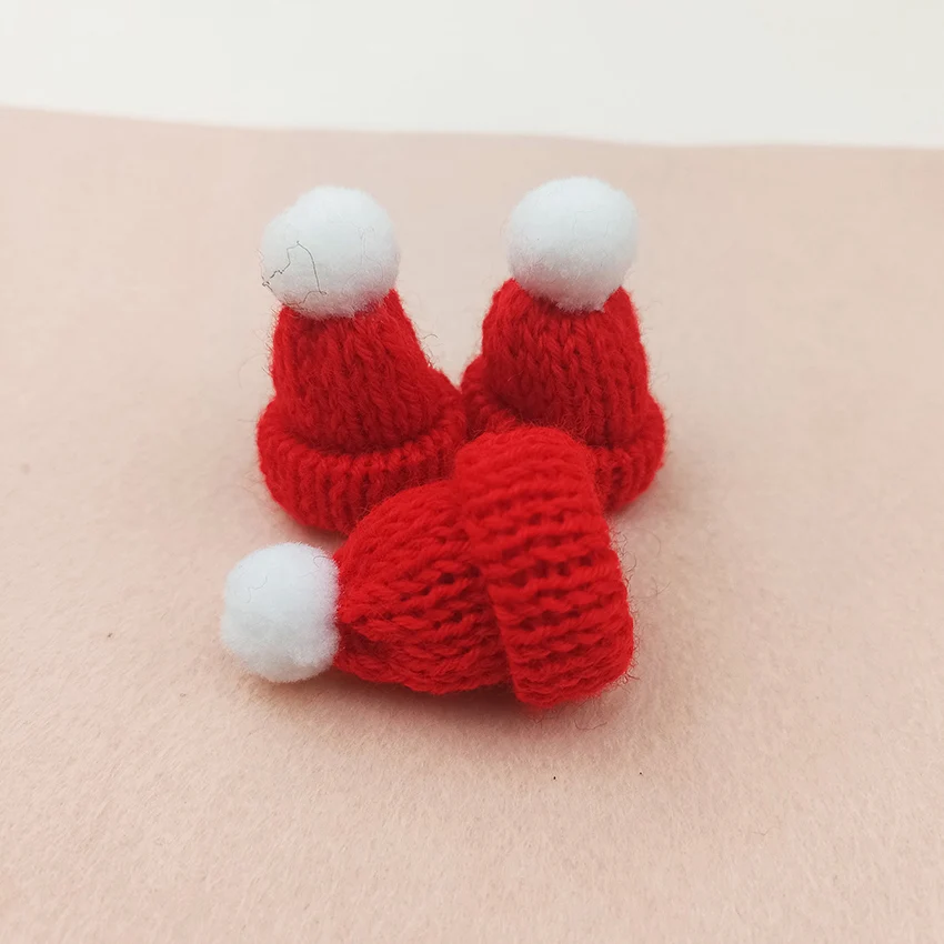 30 Stück Mini-Weihnachtsmützen-Applikationen 3,5x4,5CM Mehrfarbig DIY Haarspangen Kleidung Kopfbedeckung Taschendekoration Aufnäher für Kreatives Basteln – Detail 9