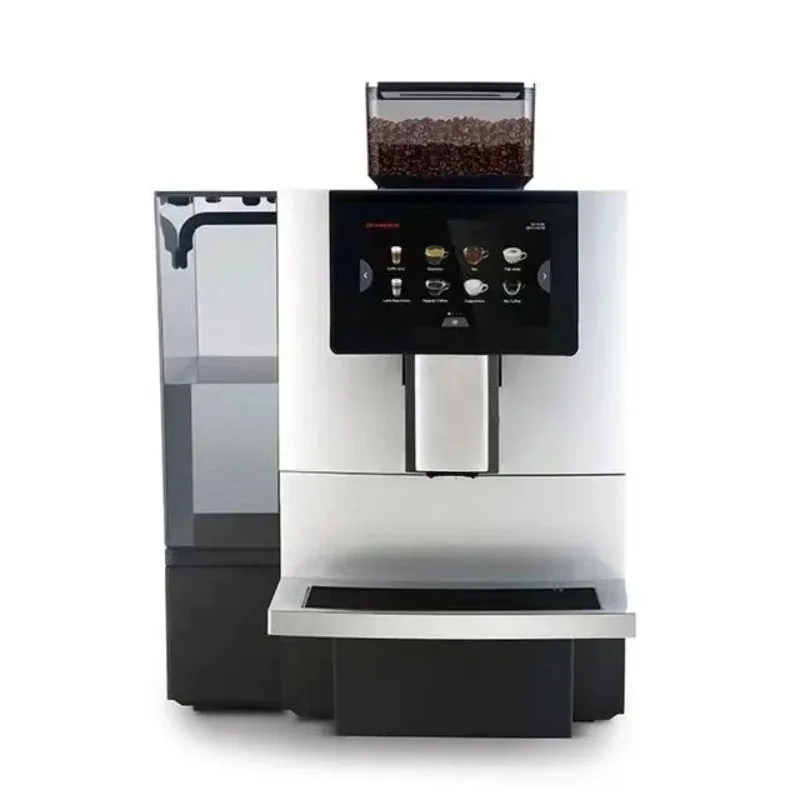 Macchina da caffè commerciale completamente automatica