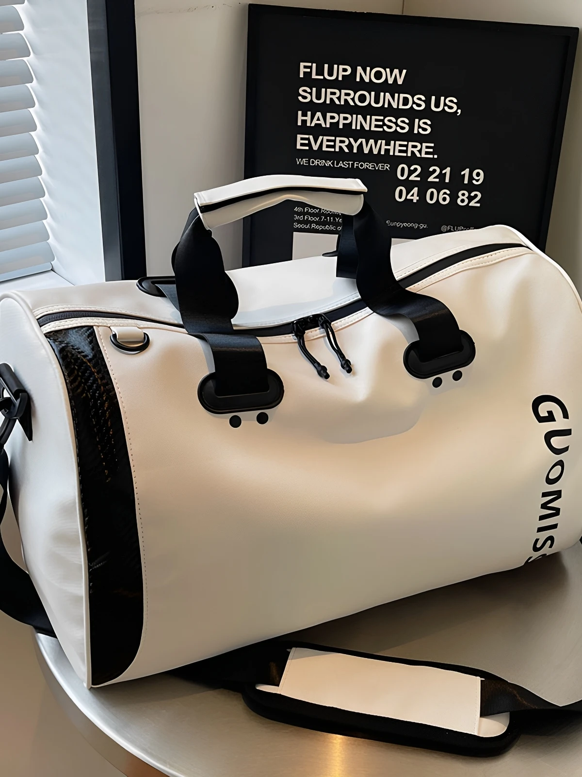 large-capacity-fitness-bag-sports-swimming-travel-bag-men's-short-trip-women's-advanced-feeling-luggage-bag-dry-wet-separation