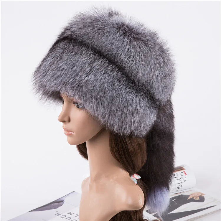 

Зимние русские уличные шапки, теплые женские модные шапки из натурального серебряного лисьего меха, шапки из натурального меха енота, головные уборы с кисточками