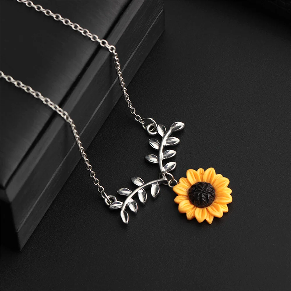 Earrings Set Perfect Gift Ideas Charming Sunflower Leaf Flower Pendant Necklace And Earrings Set Clavicle Chain Necklace Set