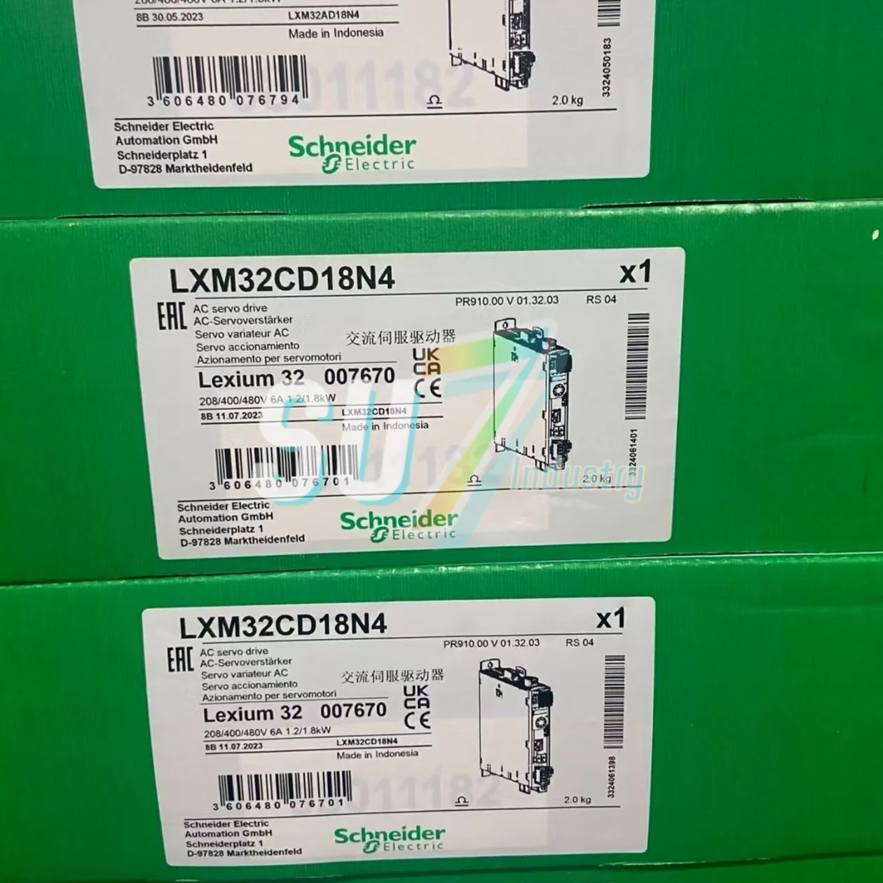 

Сервопривод LXM28AU20M3X LXM32CD18N4 Новый оригинал