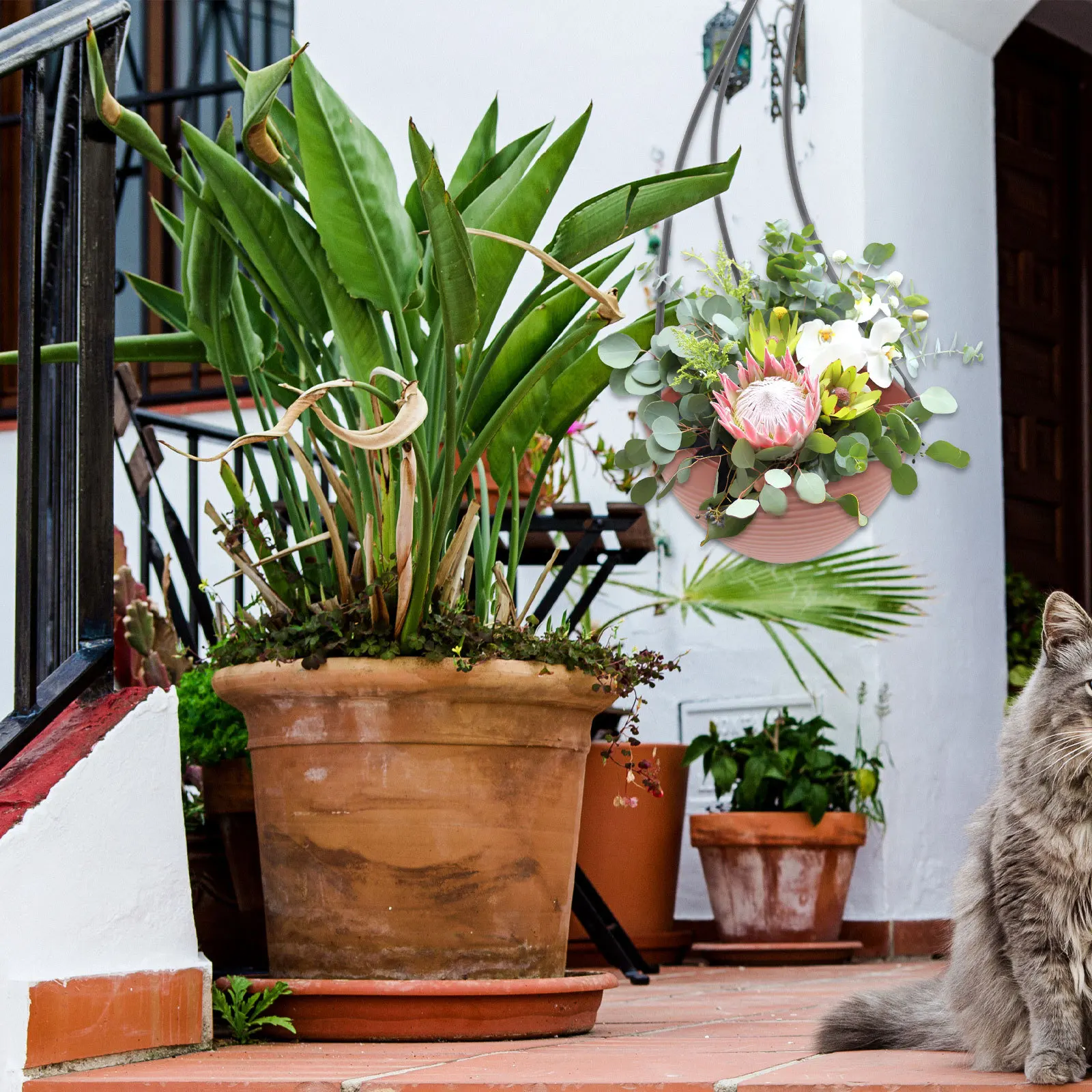 

Pot for Plants Hanging Basket Bracket Outdoor Garden Planter Pots Flower Resin Wall Indoor Planters Flowerpot