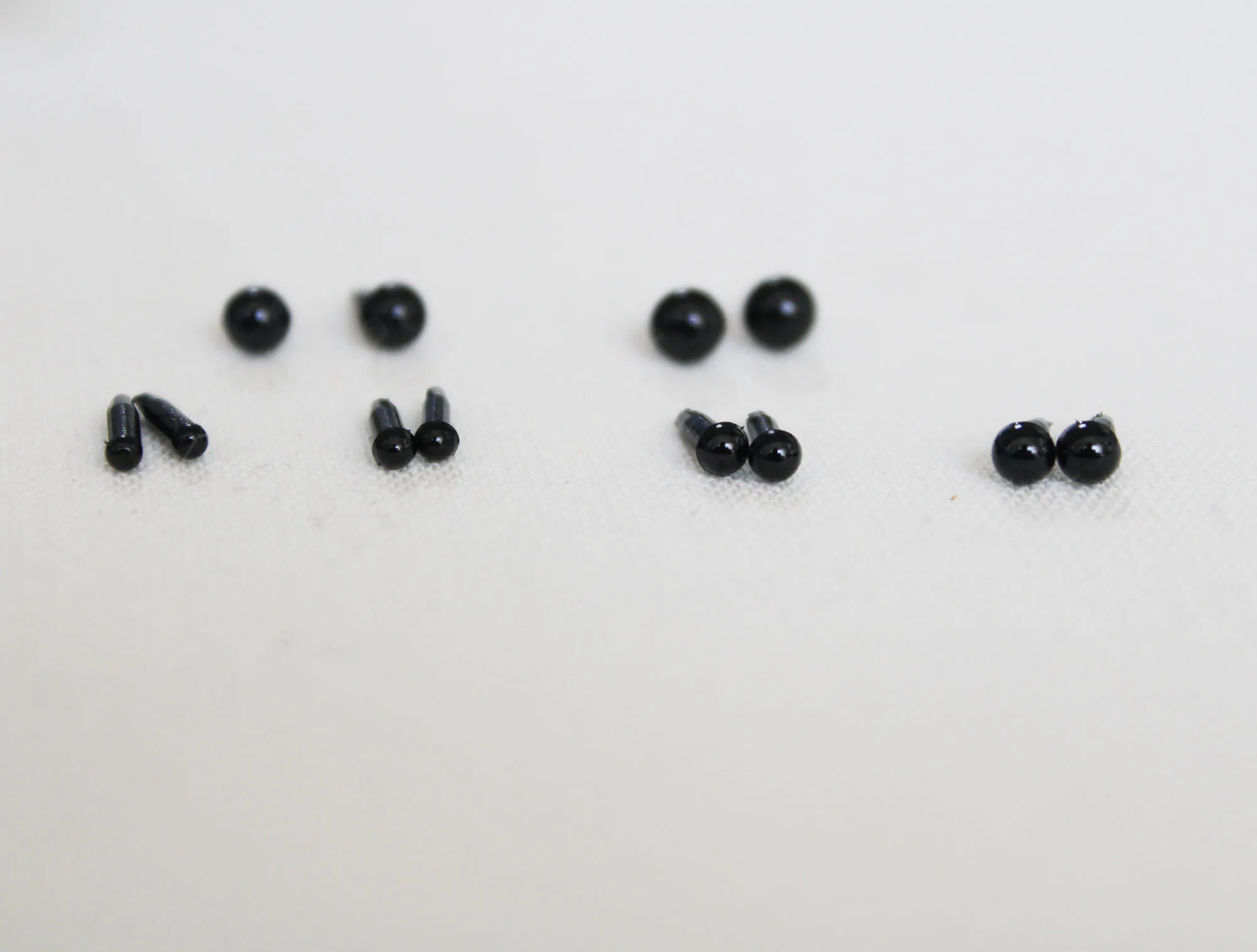 25pairs 1.8mm 2.0mm 2.5mm 3mm 3.5mm 4mm   new tiny full black smooth toy eyes  for diy doll size option