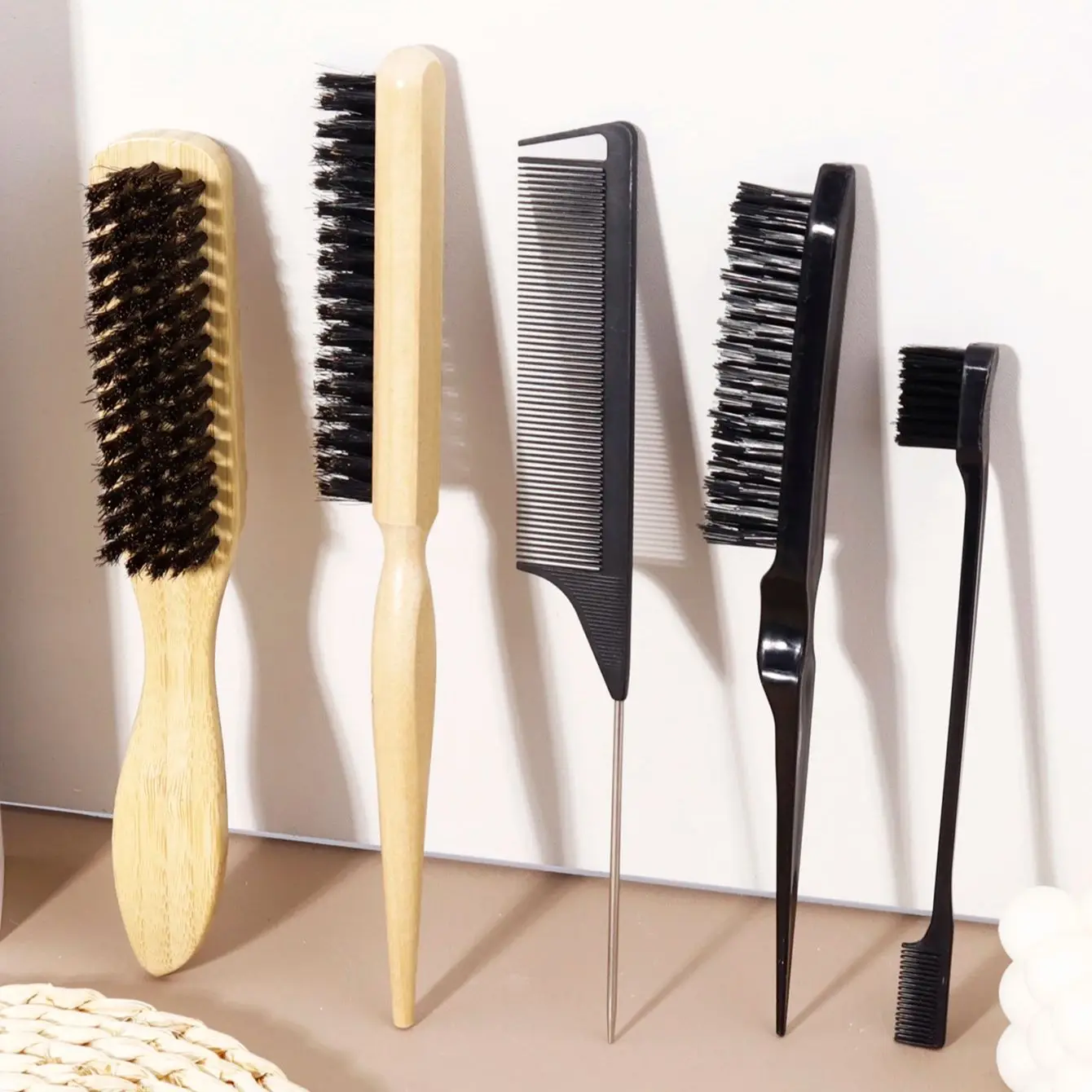 مجموعة أدوات تصفيف مكونة من 5 قطع، وفرشاة بمقبض من الخيزران، ومشط ذيل الفئران، وفرشاة للتحكم في الحواف وفرشاة من النايلون خاصة بشعر مستعار حقيقي #3