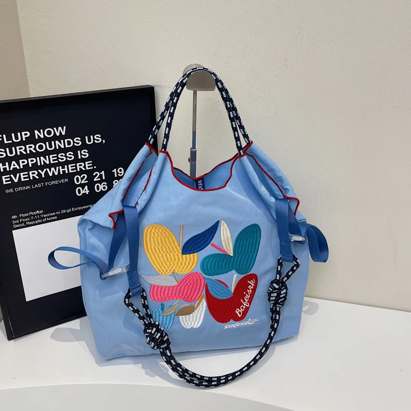 

Exquisite Fruit Embroidery Large Capacity Shoulder Bags Colorful High Quality Casual Versatile Women's Tote Bags2025 Spring New